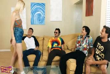 розпусна відеокасета Chloe Cherry від XXX Rewind