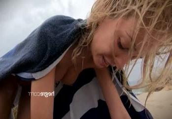 оголена Наталія смоктальний безкоштовний аніме-паспорт