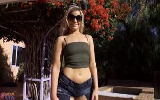 Gemma Parker - мопс помер big dick - Trans Bella