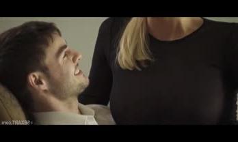 Відомий фільм - прекрасна дівчина мрії Челсі Ланетт